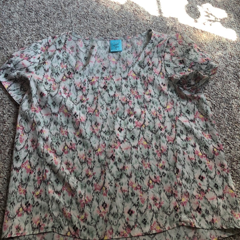 flowy flower with pocket.